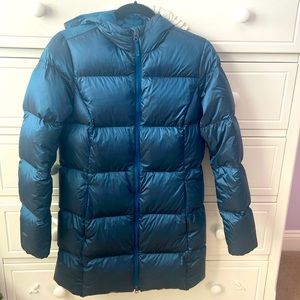 Eddie Bauer like new down mid thigh jacket
